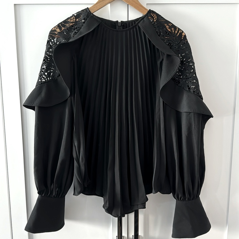 Self Portrait Lace Shoulder Black Top size 6